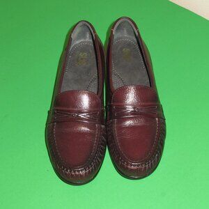 SAS Easier Leather Comfort Slip On Wedge Loafer Womens SZ 9.5 NARROW
